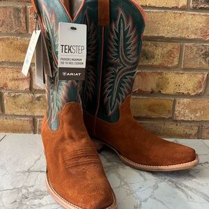 Ariat Futurity Rider Boots in Brown and Turquoise